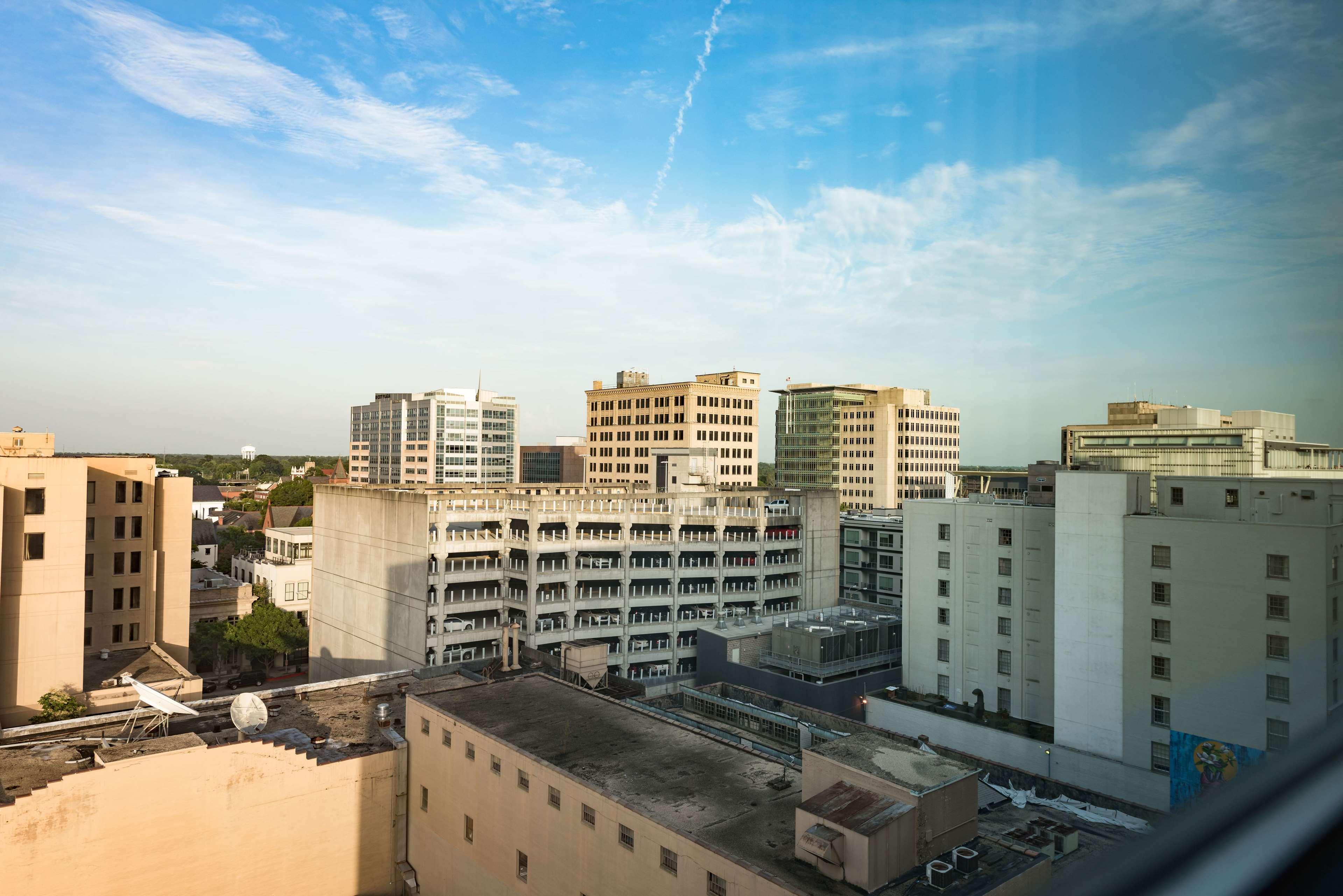 Hilton Baton Rouge Capitol Center Hotel Exterior photo